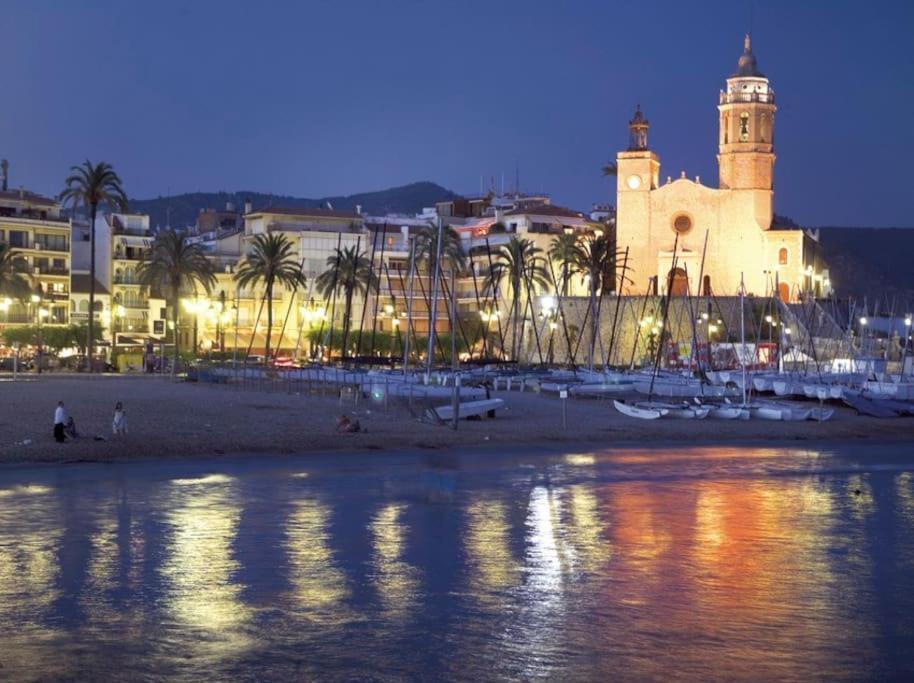Marina Beach Aiguadolc Sitges Exterior photo